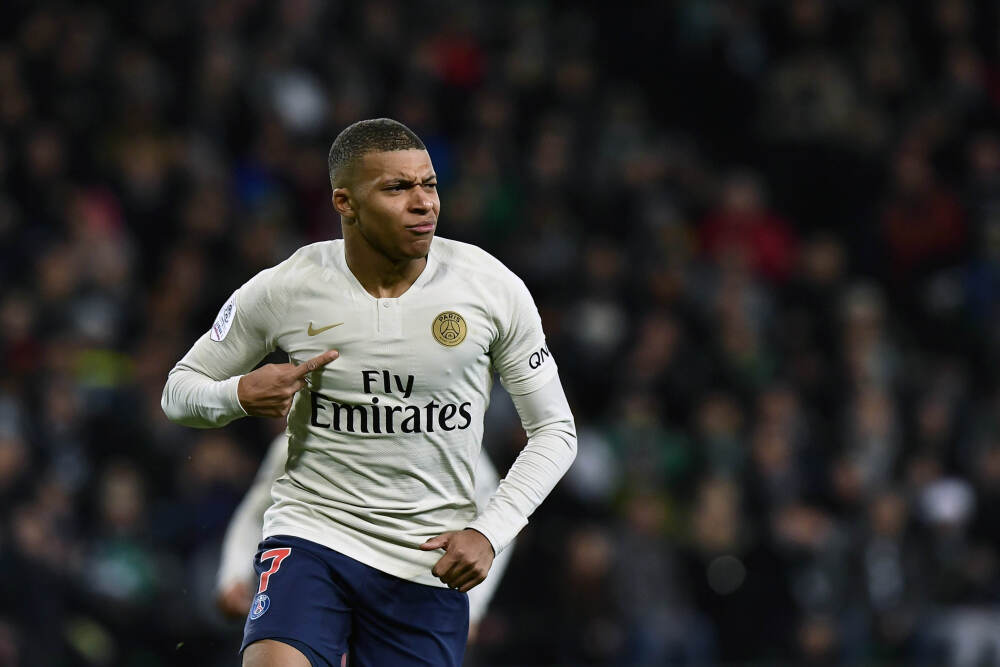 影像美学与汽车工业美学的深度碰撞！让生活更出色